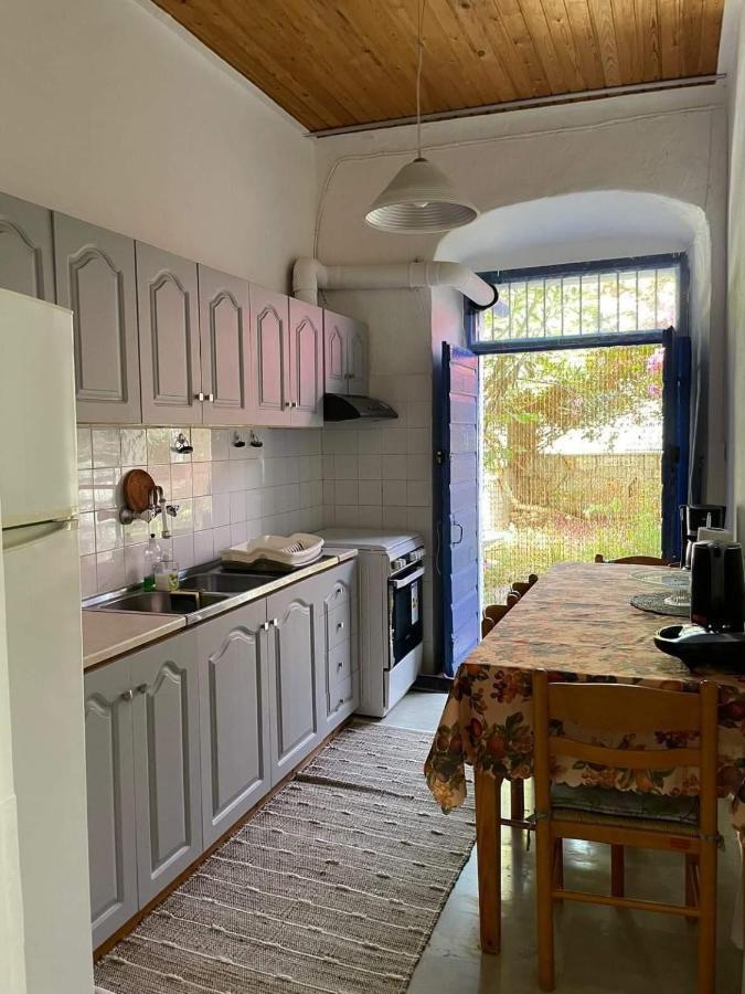 Veneto'S Garden Apartment Kardhamili Ngoại thất bức ảnh
